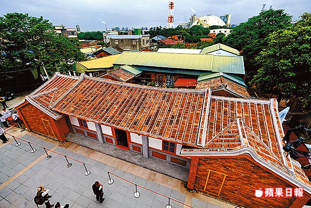 一磚一瓦修舊如舊的林家祖厝，建築工法極其細膩、考究。齊佑誠攝