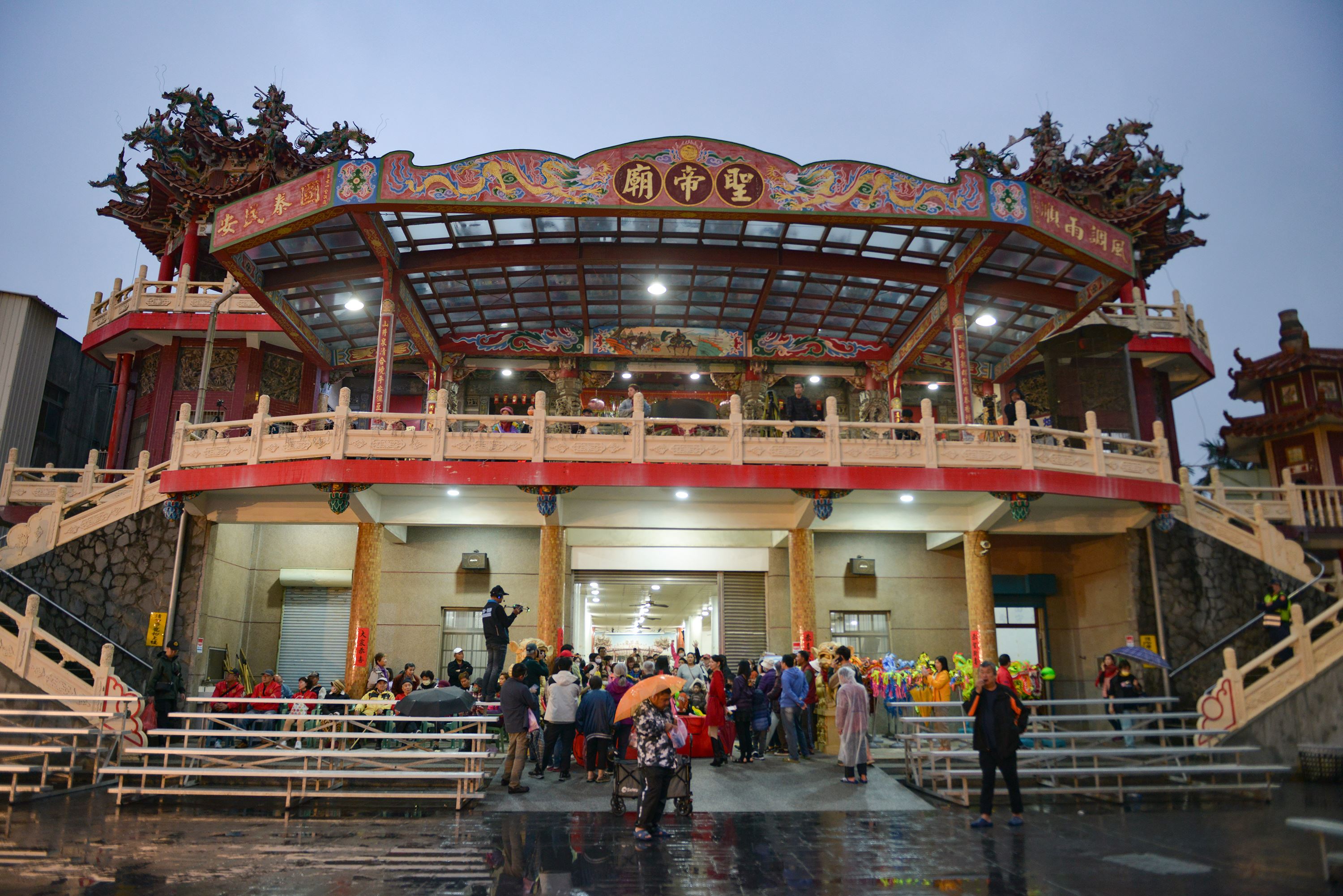 今年化龍返天活動選在西山聖帝廟舉行