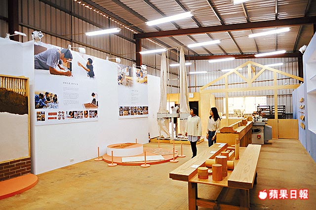 木藝工坊展示修建祖厝的建築工法、技藝等。 木藝工坊展示修建祖厝的建築工法、技藝等。