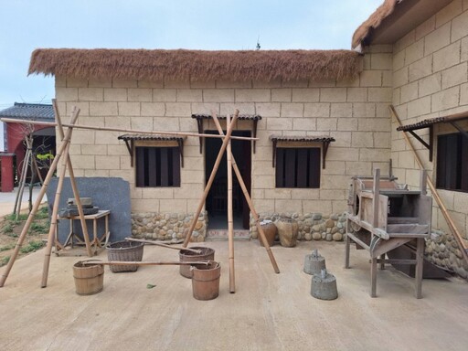 每一個場景都細節滿滿，讓人彷彿置身老電影之中