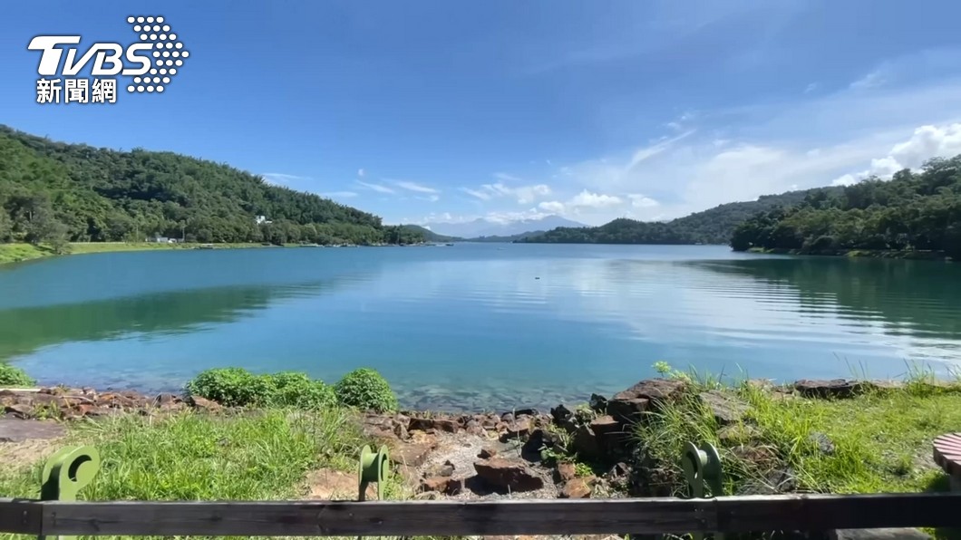 水位比較高的話景色會比較填滿整個湖面。