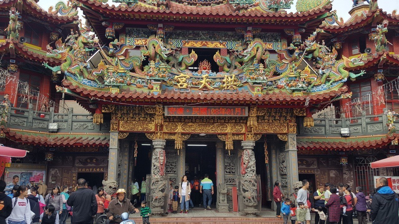 白沙屯拱天宮媽祖徒步南下雲林北港朝天宮進香活動，今年預計4月8日凌晨1時20分起駕出發。