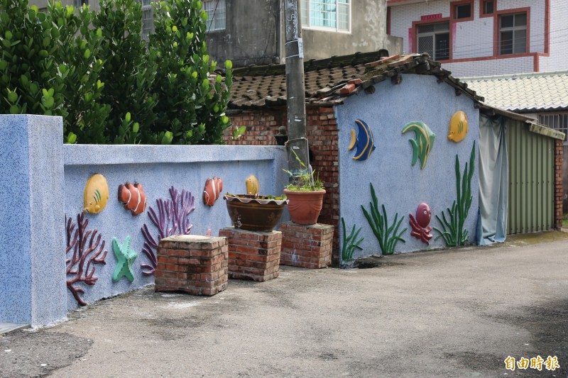 福寧社區為農漁村型態社區，穿梭小徑處處可見獨特的地景藝術。