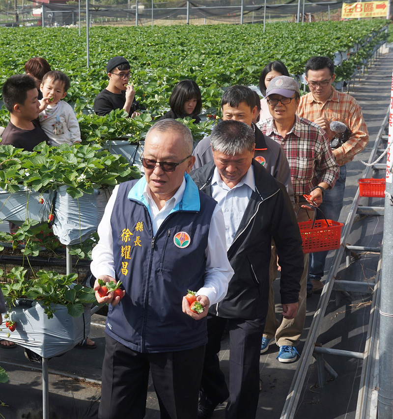縣長徐耀昌指出，苗栗縣政府以在地生產、在地行銷的概念，將溫泉旅行、美食觀光、在地連結。
